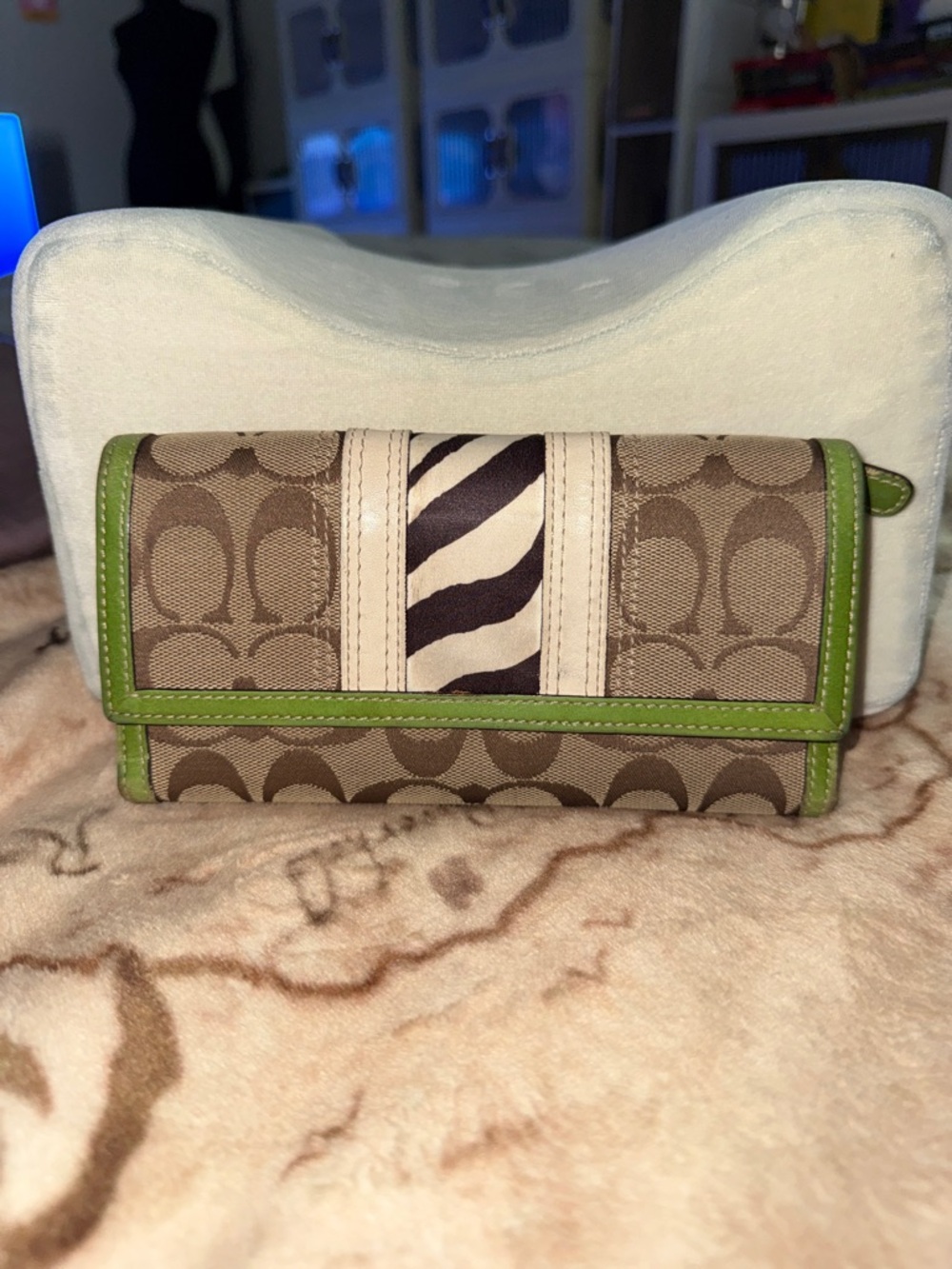 🖤COACH VINTAGE Y2K JACQUARD ZEBRA GREEN WALLET🖤